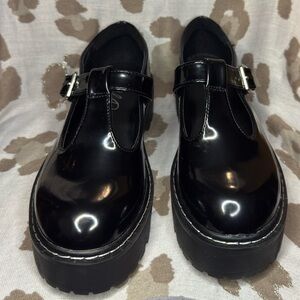 Wild Pair mary jane platforms 6